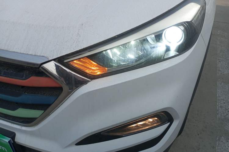 Used Hyundai Tucson 2018 1.6T Dual-Clutch Two-Wheel Drive 15th Anniversary Special Edition
