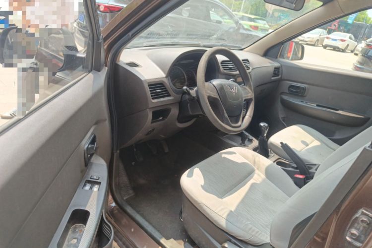 Used Wuling Hongguang 2015 1.5L S Basic Version China V Standard Driver Seat