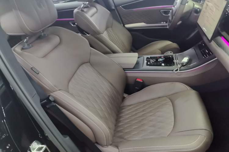 Used BYD Han 2023 DM-i Champion Edition 121KM Prestige Model