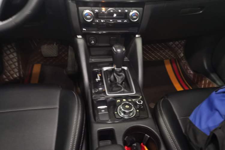 Used Mazda CX-5 2015 2.0L Automatic Two-Wheel Drive Urban Version
