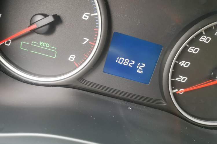 Used Mitsubishi Outlander 2018 2.0L Two-Wheel-Drive Jiale Edition 7-Seater