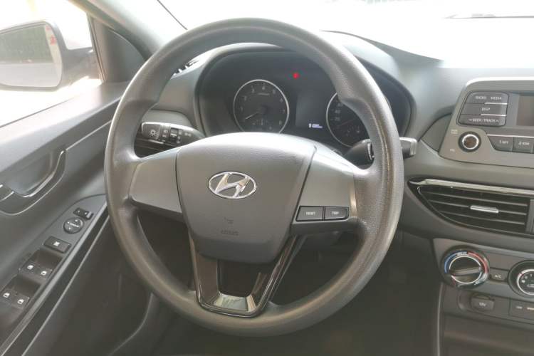 Used Hyundai Celesta 2018 1.6L Automatic GL Enjoyment Edition China VI compliant