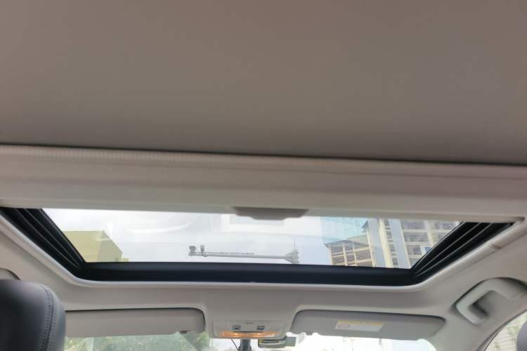 Used Toyota RAV4 2015 2.5L Automatic 4x4 Elite Edition
