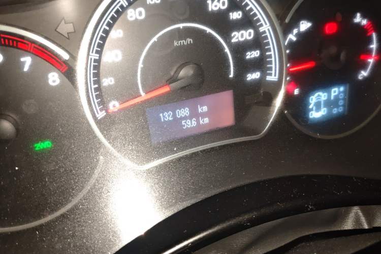 Used Renault Koleos 2012 2.5L 4x4 Comfort Edition with Navigation
