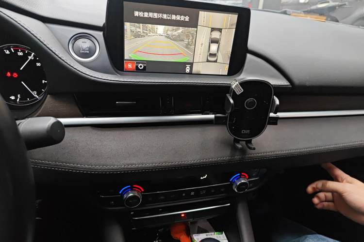 Used Mazda Atenza 2020 2.5L Skytop Deluxe Edition
