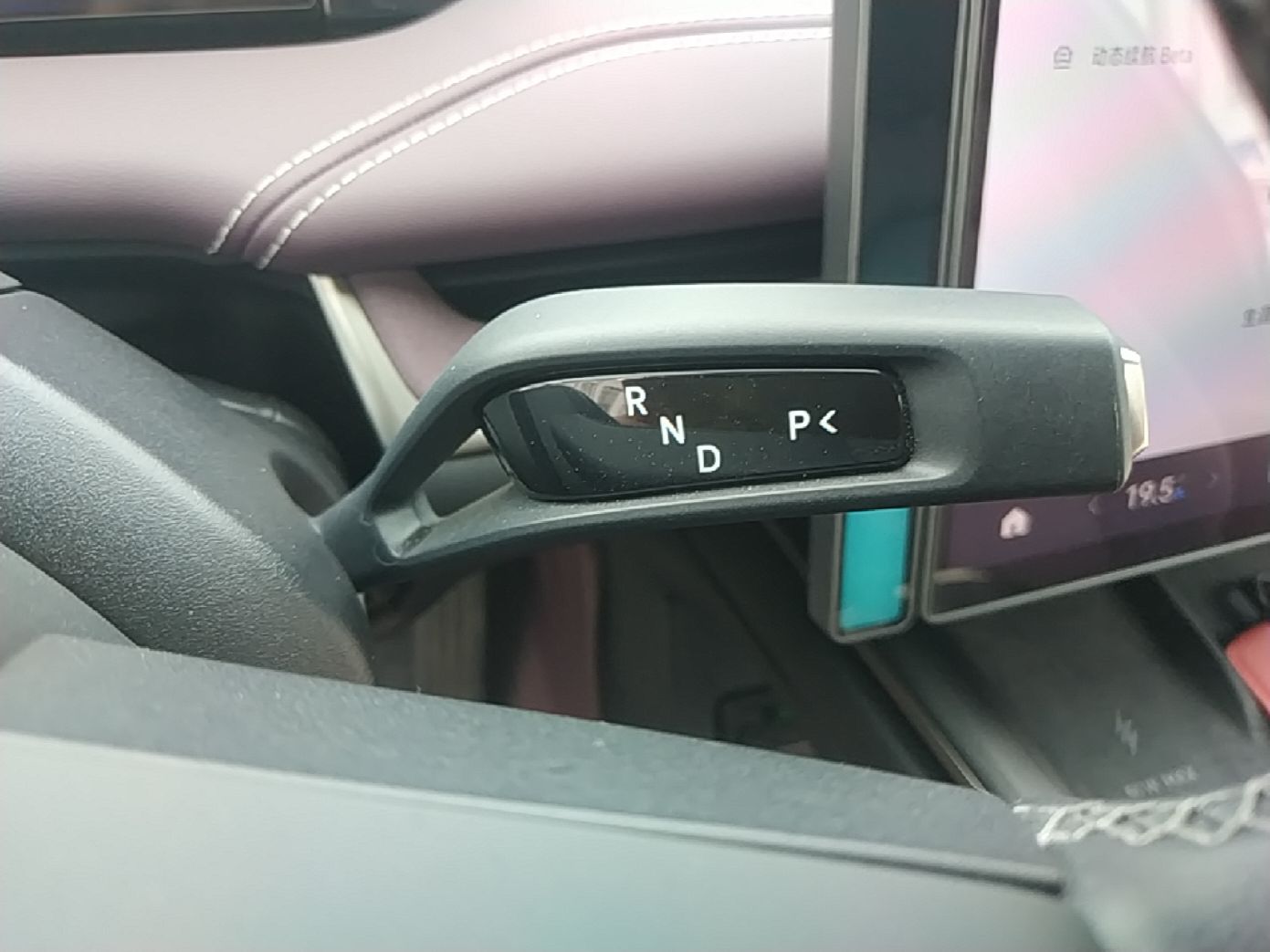 Xiaomi Auto SU7 2024 Rear-Drive Ultra-Long Range Advanced Pro-Level Intelligent Driving Version — снимка 16