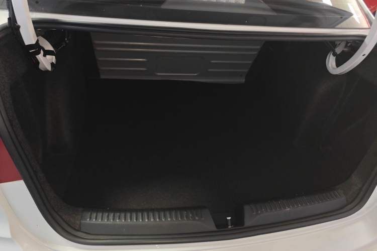 Used Volkswagen Santana 2021 1.5L Automatic Fashion Edition Trunk