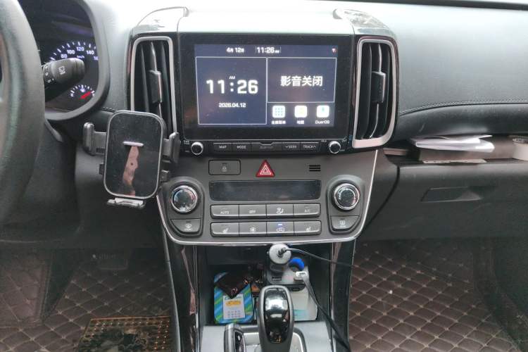 Used Hyundai ix35 2019 1.4T DCT Two-Wheel Drive Smart & Enjoyment Version China V Standard Audio And AC Panel