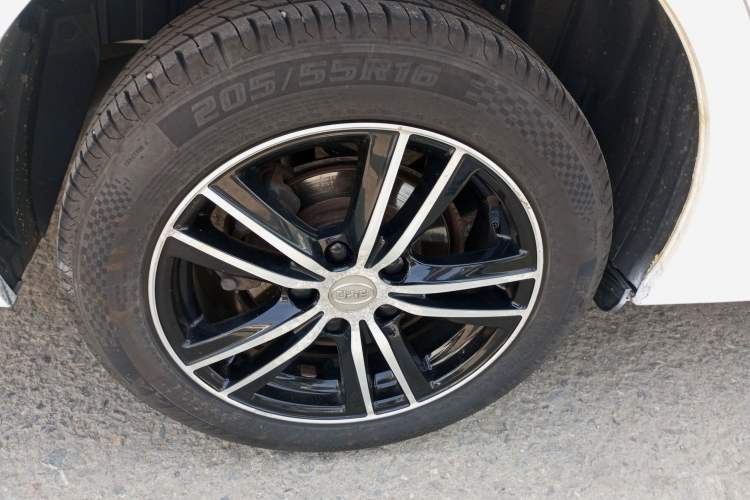 Used BYD Surui 2015 1.5L Manual Comfort Model
