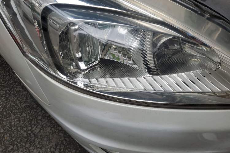 Used Peugeot 508 2012 2.0L Automatic Sunroof Classic Edition Right Front Headlight