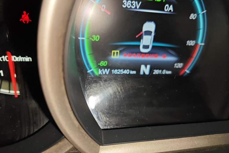 Used Dongfeng Junfeng E11K 2019 Standard Model
