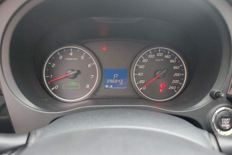 Used Mitsubishi Outlander 2018 2.0L Two-Wheel Drive Glory Edition 5 Seats Instrument Cluster