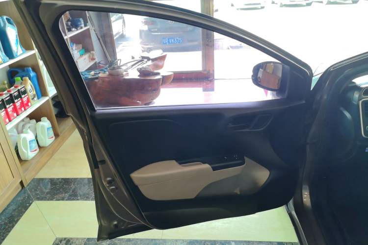 Used Honda Greiz 2016 1.5L CVT Classic Edition
