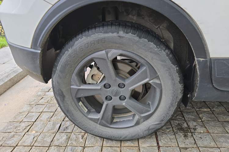 Used Geometry E Firefly 2023 320KM Cute & Handsome Tiger 5 Seats Right Rear Wheel Hub