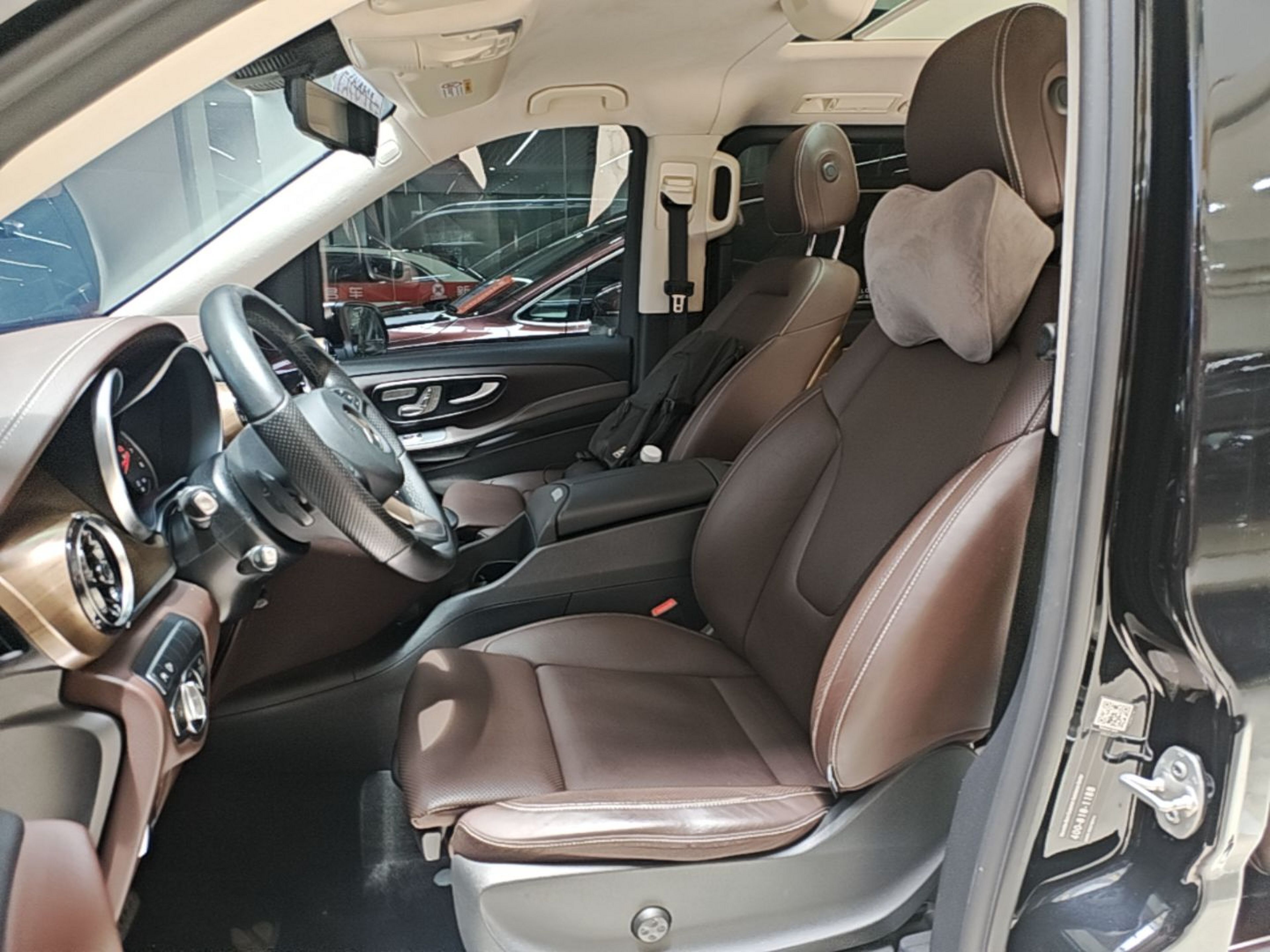 Interior delantero