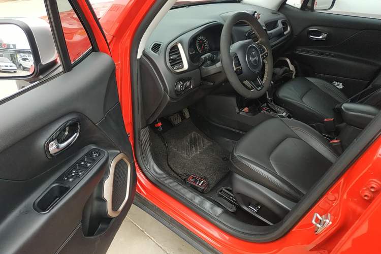 Used Jeep Renegade 2016 1.4T Automatic Smart Edition