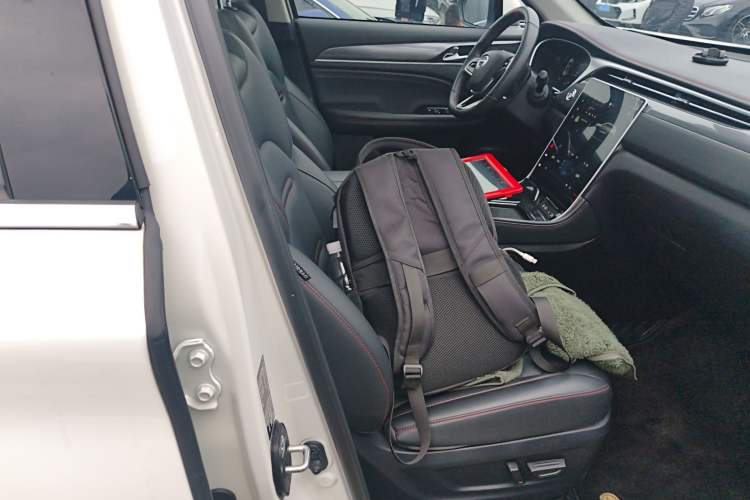 Used GAC Trumpchi GS4 PLUS 2023 390T Automatic Nebula Edition Right Front Seat