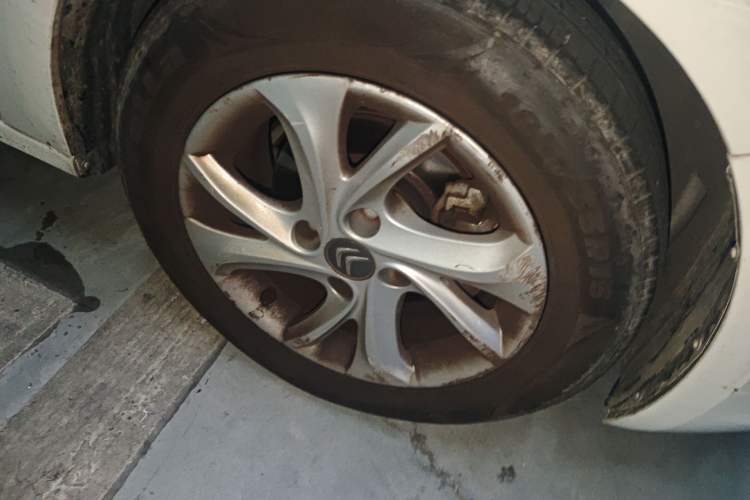 Used Citroen Elysee 2015 ZhiShang Edition 1.6L Automatic Comfort Version
