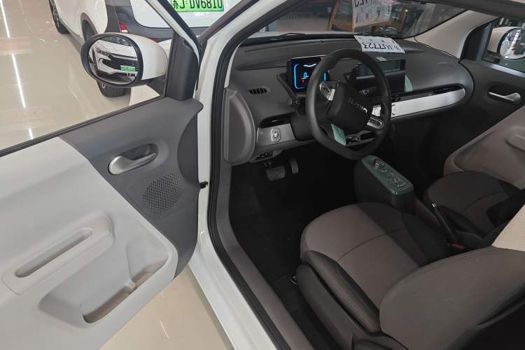 Used CHANGAN Lumin 2022 210km Sweet Edition Interior 3