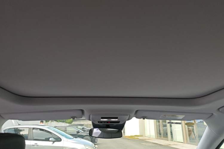Used Buick E5 2025 Model 620KM Prestige Edition