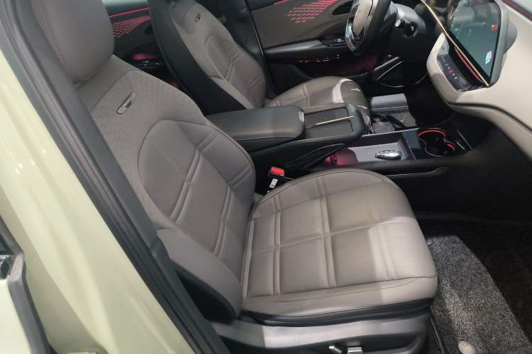 Used Hongqi EH7 2024 690 Pro