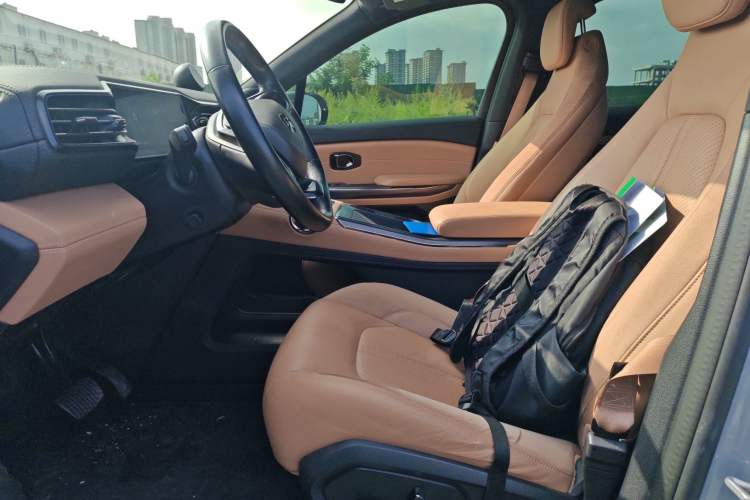 Used Nio ES6 2019 430 km Performance Version Left Front Seat