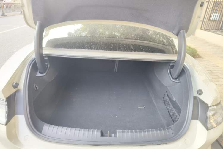 Used Xiaomi Auto SU7 2024 Rear-Drive Long-Range Intelligent Driving Version