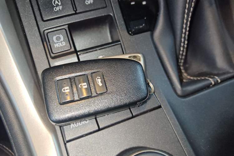 Used Lexus NX 2015 200 All-Wheel Drive Fēngshàng Edition Vehicle Key