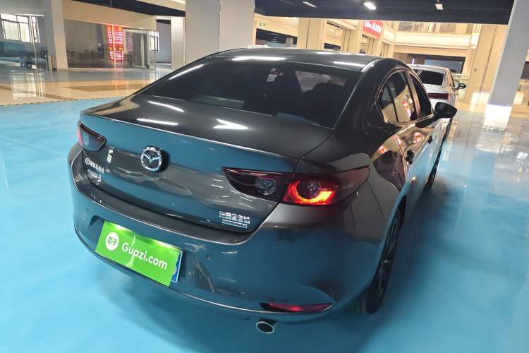 Used Mazda 3 Axela 2022 2.0L Automatic Premium Black Obsidian Edition
