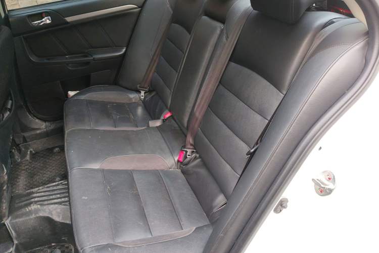 Used Mitsubishi Lancer EX 2015 1.8L Manual ZhiShang Edition China IV
