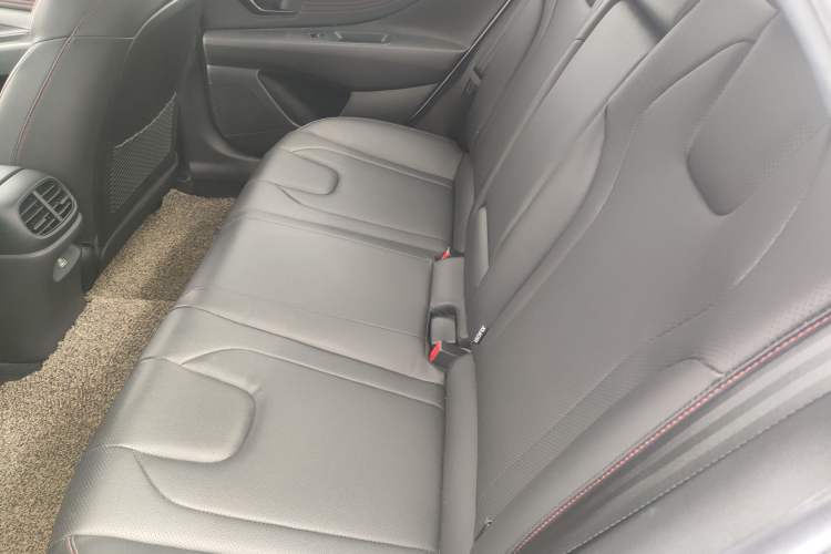 Used Hyundai Elantra 2021 240TGDi DCT TOP Flagship Edition
