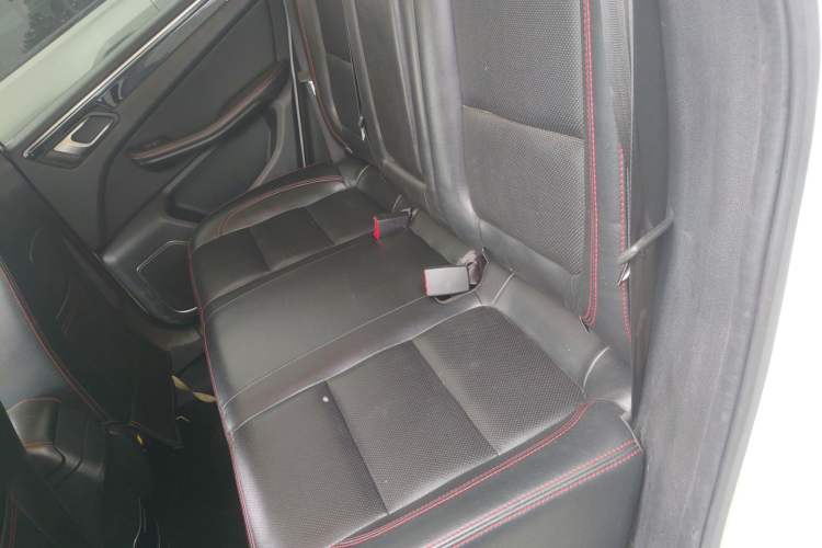 Used Zotye Domy X5 2015 1.5T CVT ZhiXian Model China IV Standard Left Rear Seat