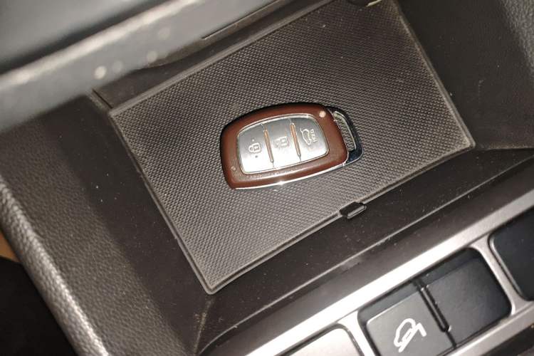 Used Hyundai ix25 2015 1.6L Automatic Two-Wheel Drive Smart GLS Trim
