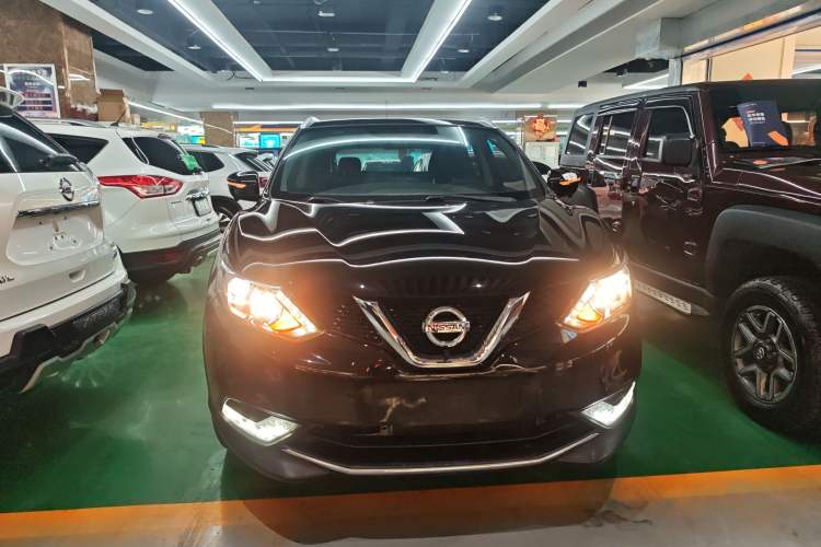 Used Nissan Qashqai 2017 2.0L CVT Elite Edition China V Standard
