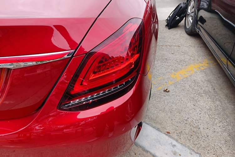 Used Mercedes-Benz C-Class 2021 C 200 L Fashion Edition Sport Version Right Rear Taillight