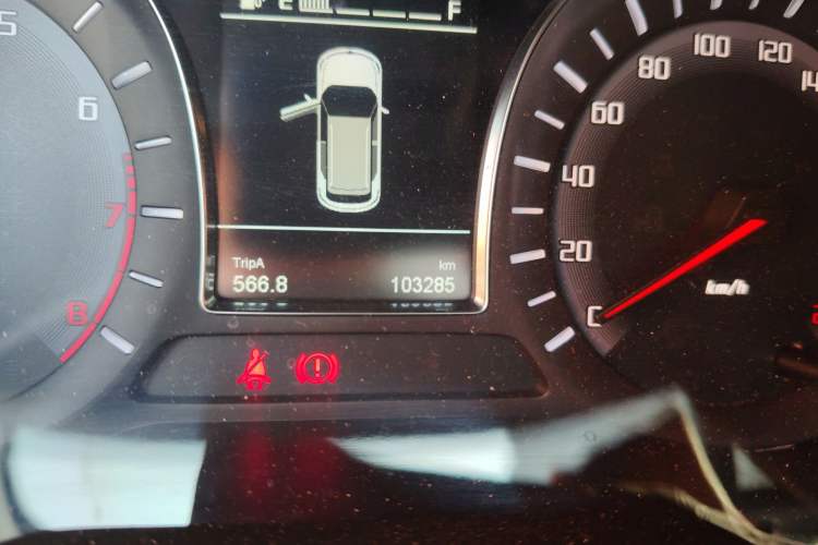 Used GAC Trumpchi GS4 2017 235T Manual Two-Wheel Drive Luxury Edition Odometer Close Up