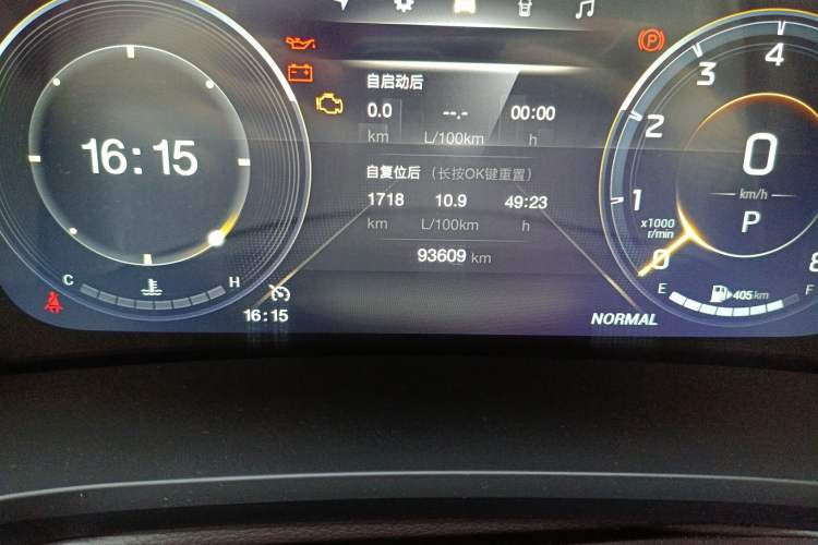 Used GAC Trumpchi M8 2021 Lingxiu Series 390T Deluxe Edition Odometer Close Up