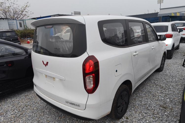 Used Wuling Hongguang New Energy 2025 Extended-Range Hybrid 50KM Comfort Version
