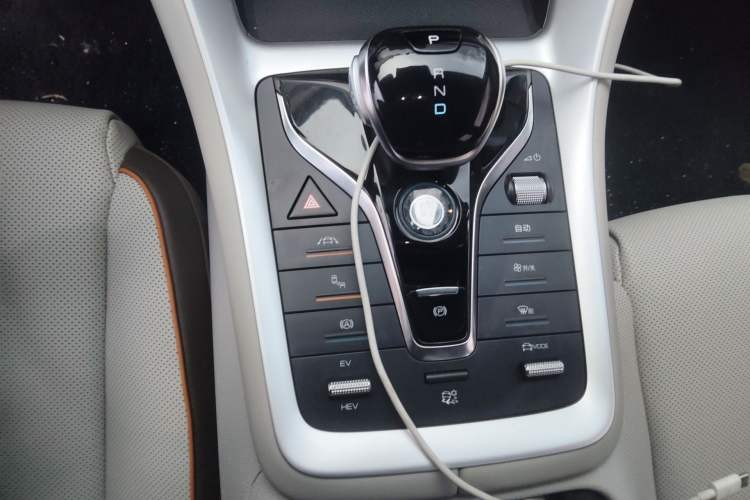 Used BYD Song Pro New Energy 2022 DM-i 110km Flagship Pro Model Gear Lever