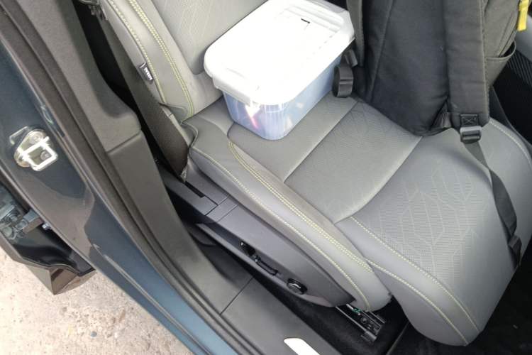 Used Lynk & Co 08 EM-P 2023 220km All-Wheel-Drive Performance Halo
