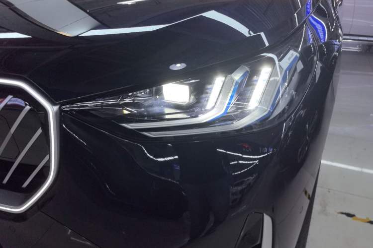 Used BMW X3 2025 xDrive30L Luxury Edition M Sport Package Left Front Headlight