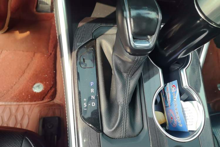 Used Toyota Highlander 2022 Dual-Engine 2.5L Four-Wheel Drive Supreme Edition 7-Seater