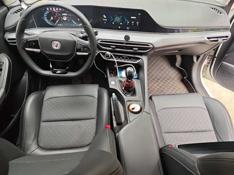 Used CHANGAN Eado 2022 PLUS 1.6L GDI Manual Luxury Model — 5