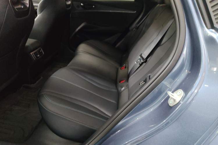 Used BYD Seal 06 New Energy 2025 DM-i Smart Drive 120KM Prestige Model Left Rear Seat