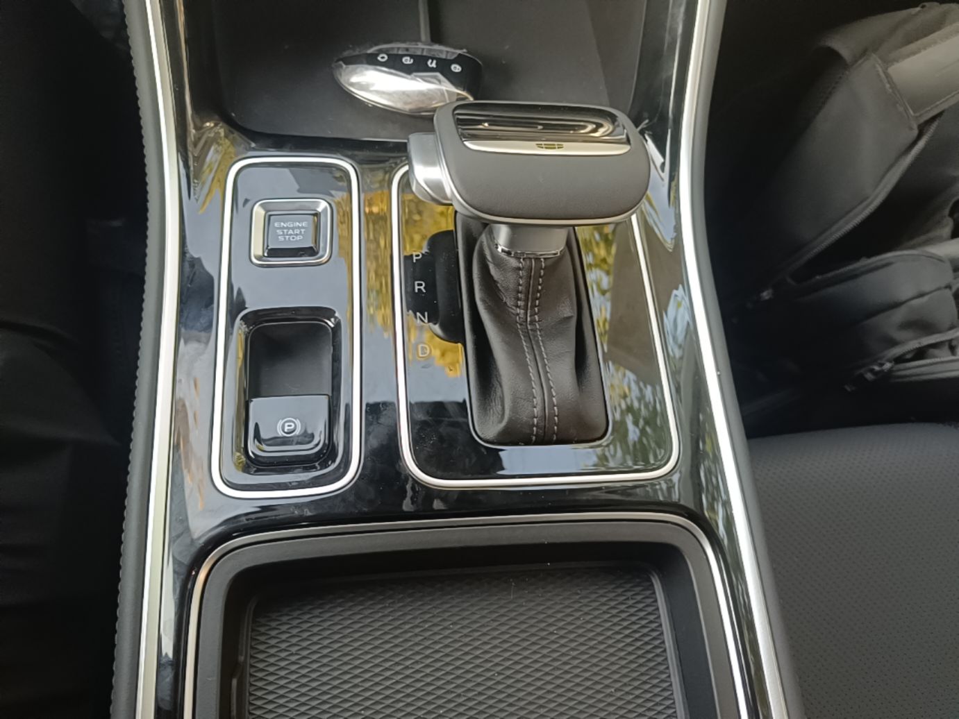 Geely Auto Emgrand 2026 Model 5th Generation 1.5L CVT Luxury Edition — снимка 16