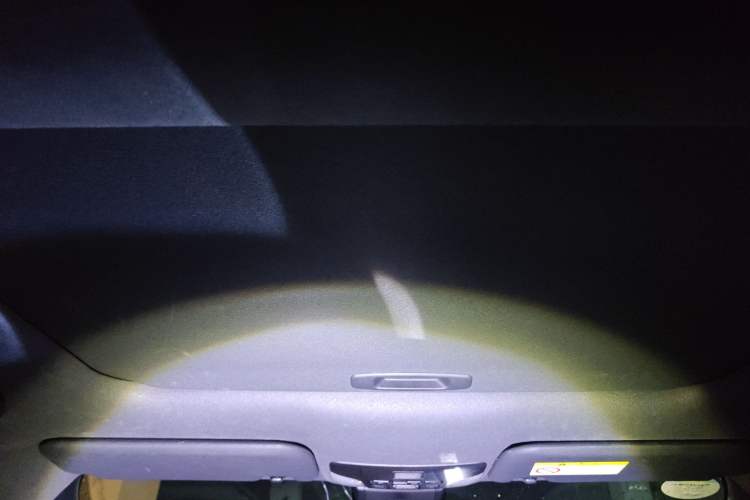 Used Toyota Levin 2019 185T CVT Luxury Edition China VI Standard Headliner