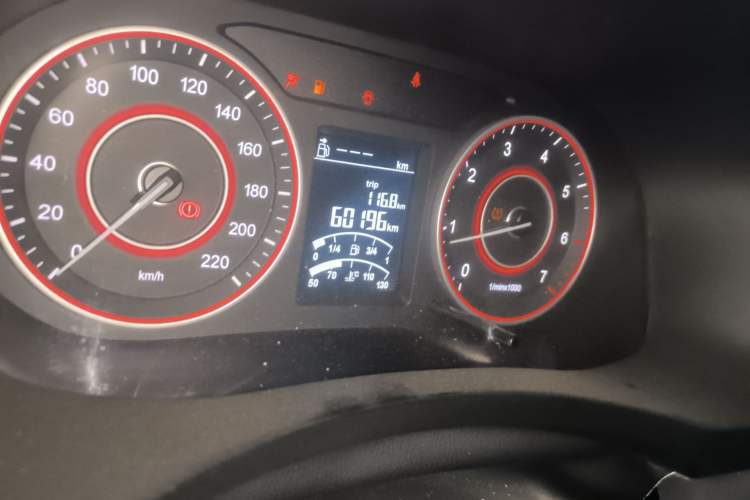 Used Jinbei Hiace King 2021 2.0L City Transport King Series Express Model Standard Top 6-Seater 1TZS
