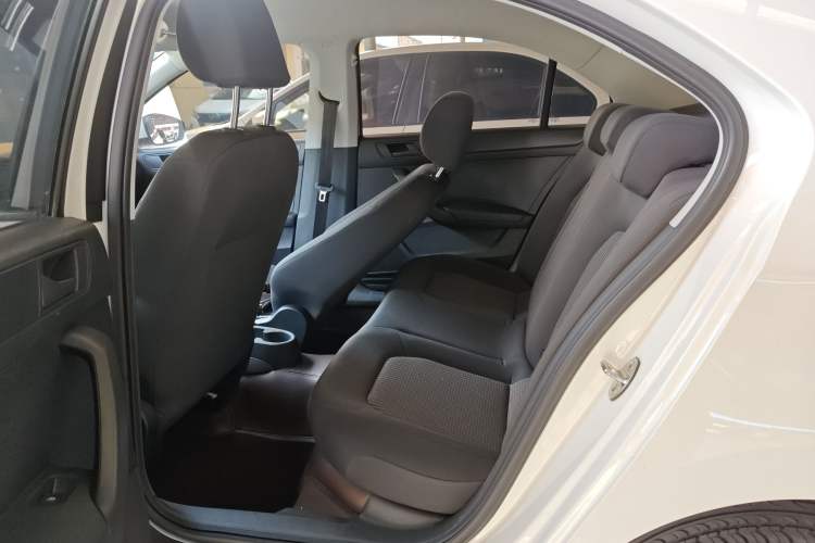 Used Volkswagen Santana 2017 Haval H6 1.6L Automatic Fashion Edition
