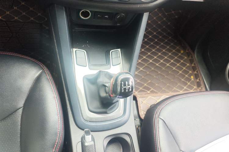 Used Chery Tiggo 5 2015 2.0L Manual Jia Yue Edition