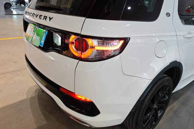 Used Land Rover Discovery Sport 2019 240 PS SE Dynamic Version China VI Standard Right Rear Taillight